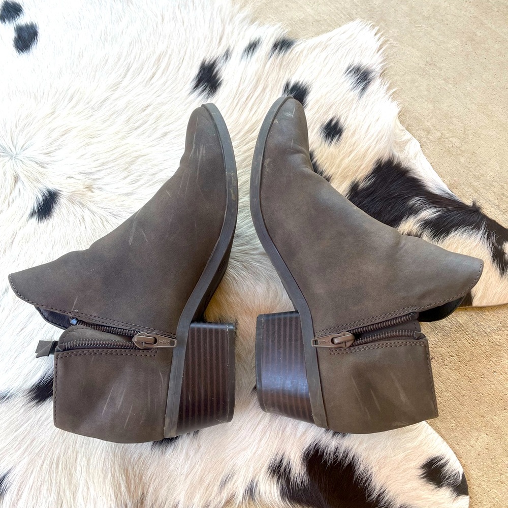 Gray booties - Picture 5 of 6